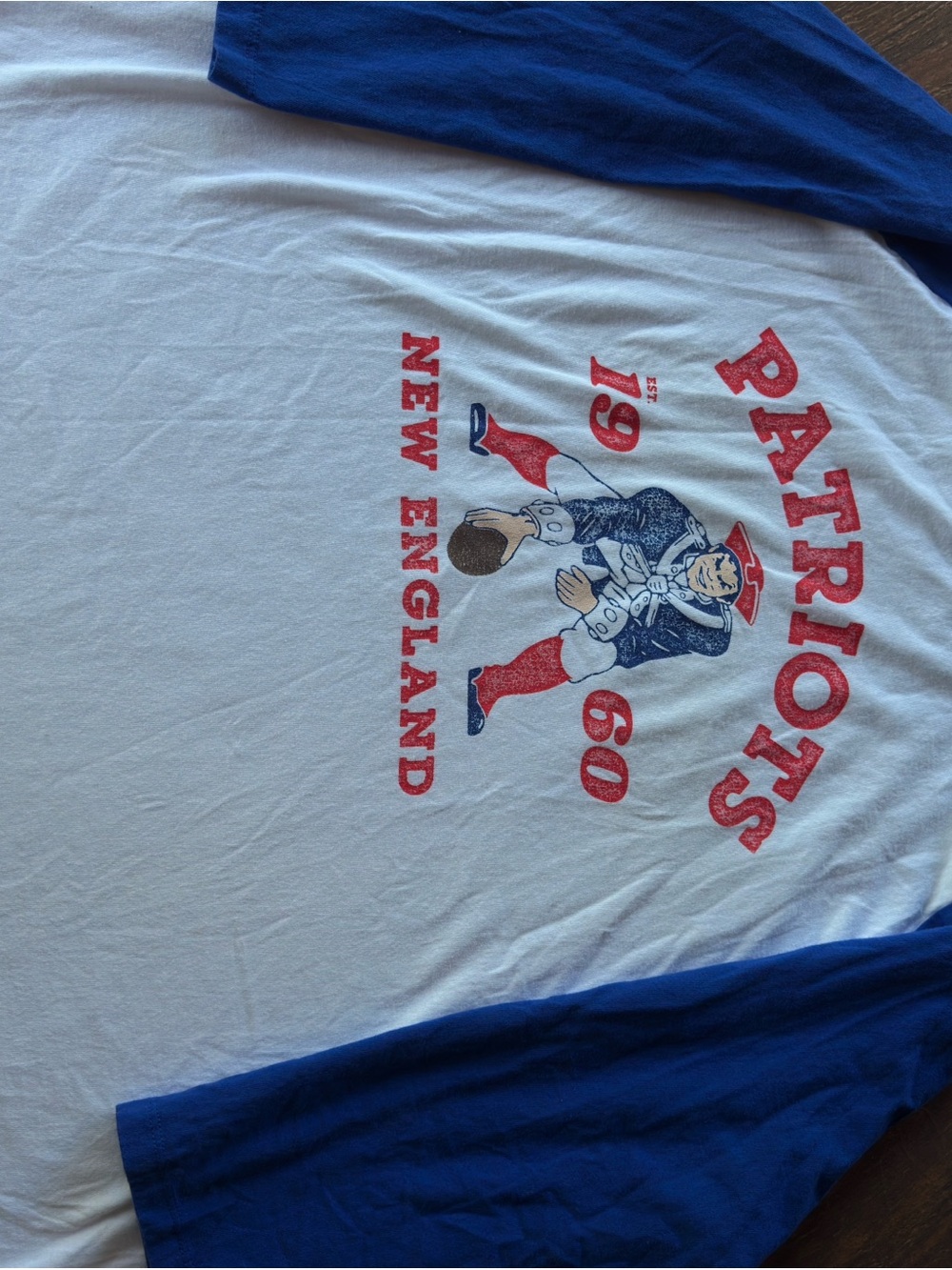 Team Apparel White and Blue New England Patriots 3/4 Sleeve Tee